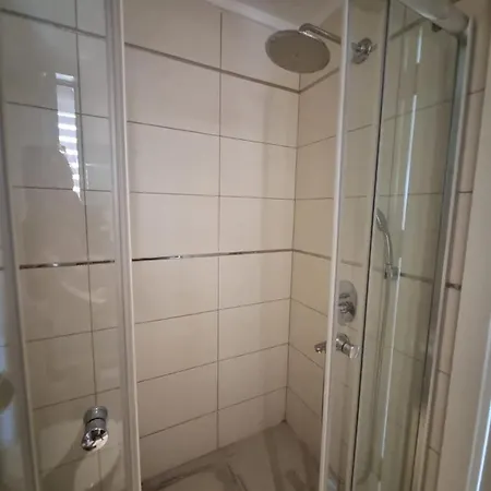 The Valley 2 Bedroom Daire Side